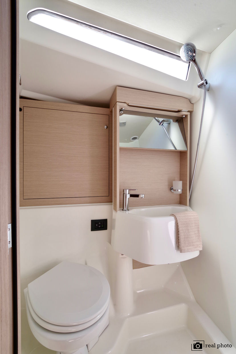 Beneteau OCEANIS 51.1 ORSA 4 - Water maker, Solar Panel