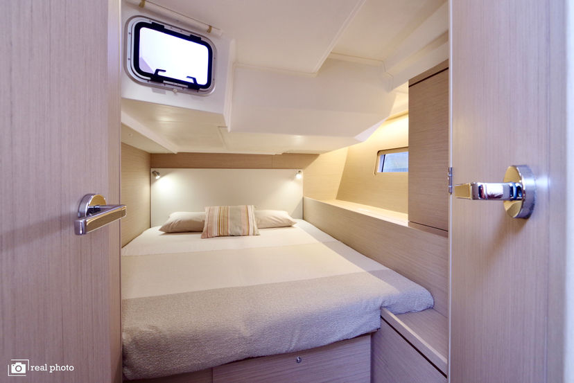 Beneteau OCEANIS 51.1 ORSA 4 - Water maker, Solar Panel