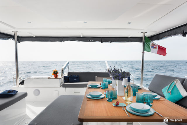 Fountaine Pajot 51 Papa Charlie - A/C, Generator, Water maker