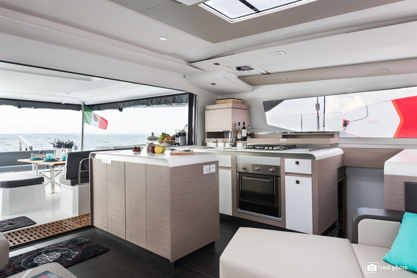 Fountaine Pajot 51 Papa Charlie - A/C, Generator, Water maker