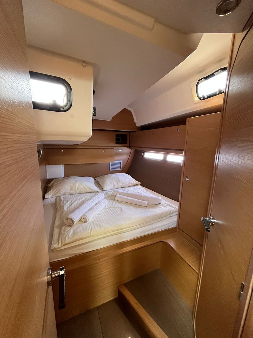 Dufour Yachts EX EPSILON