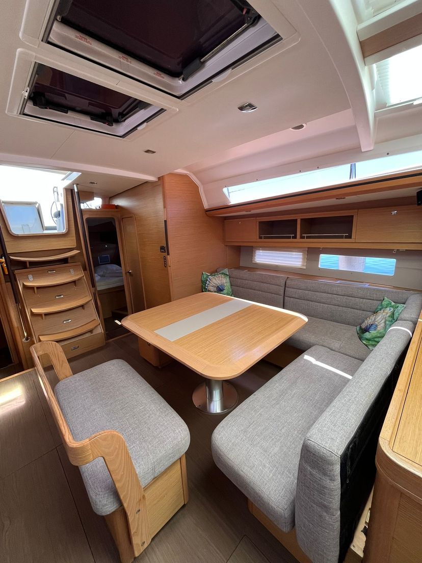 Dufour Yachts EX EPSILON