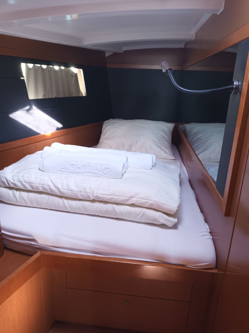 Beneteau OCEANIS 48 LUNA ROSSA