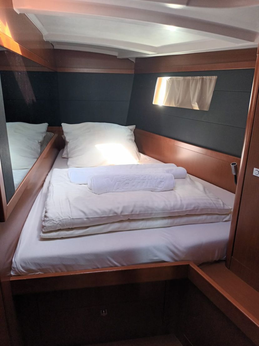 Beneteau OCEANIS 48 LUNA ROSSA