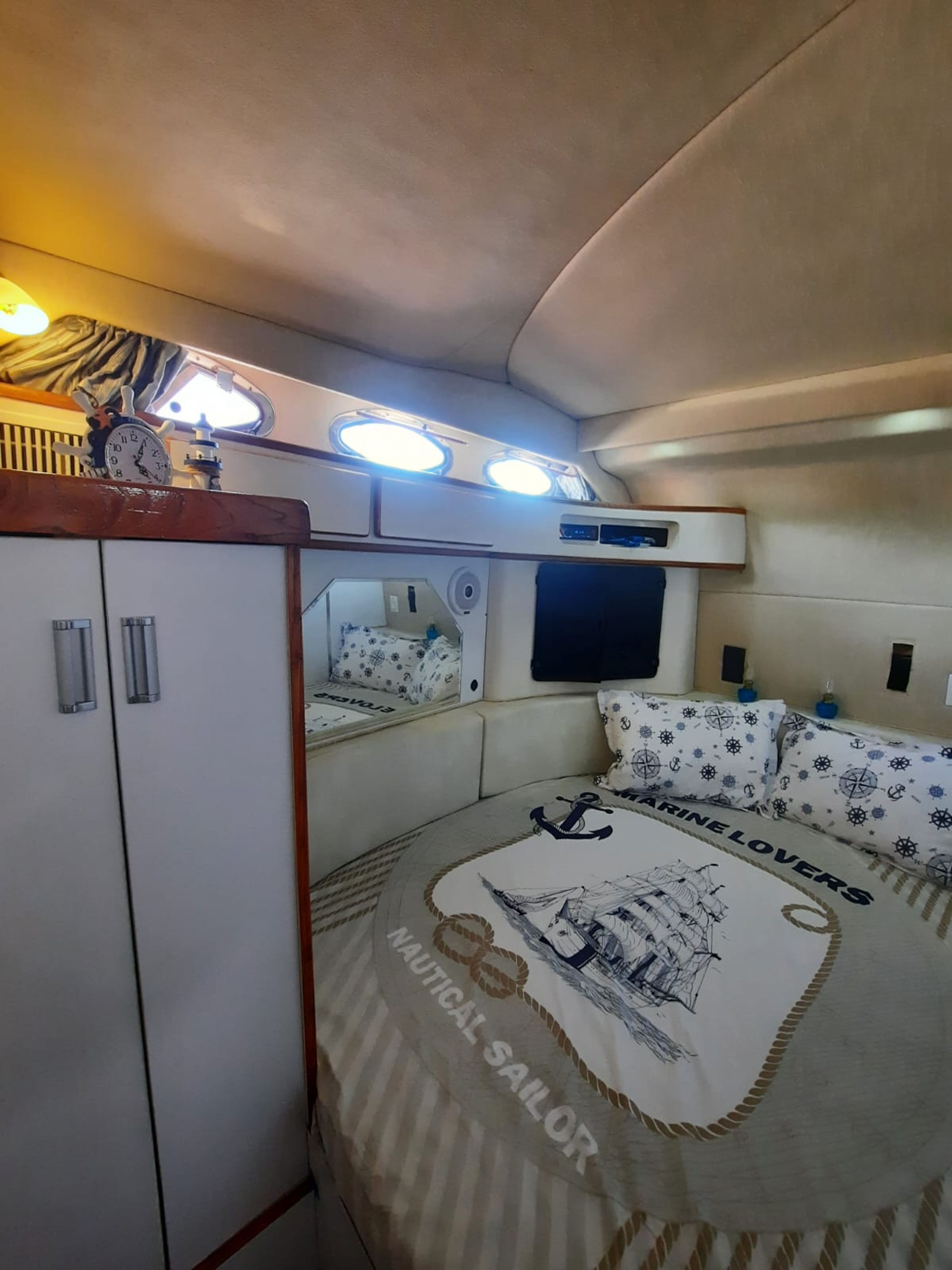 Double Cabin