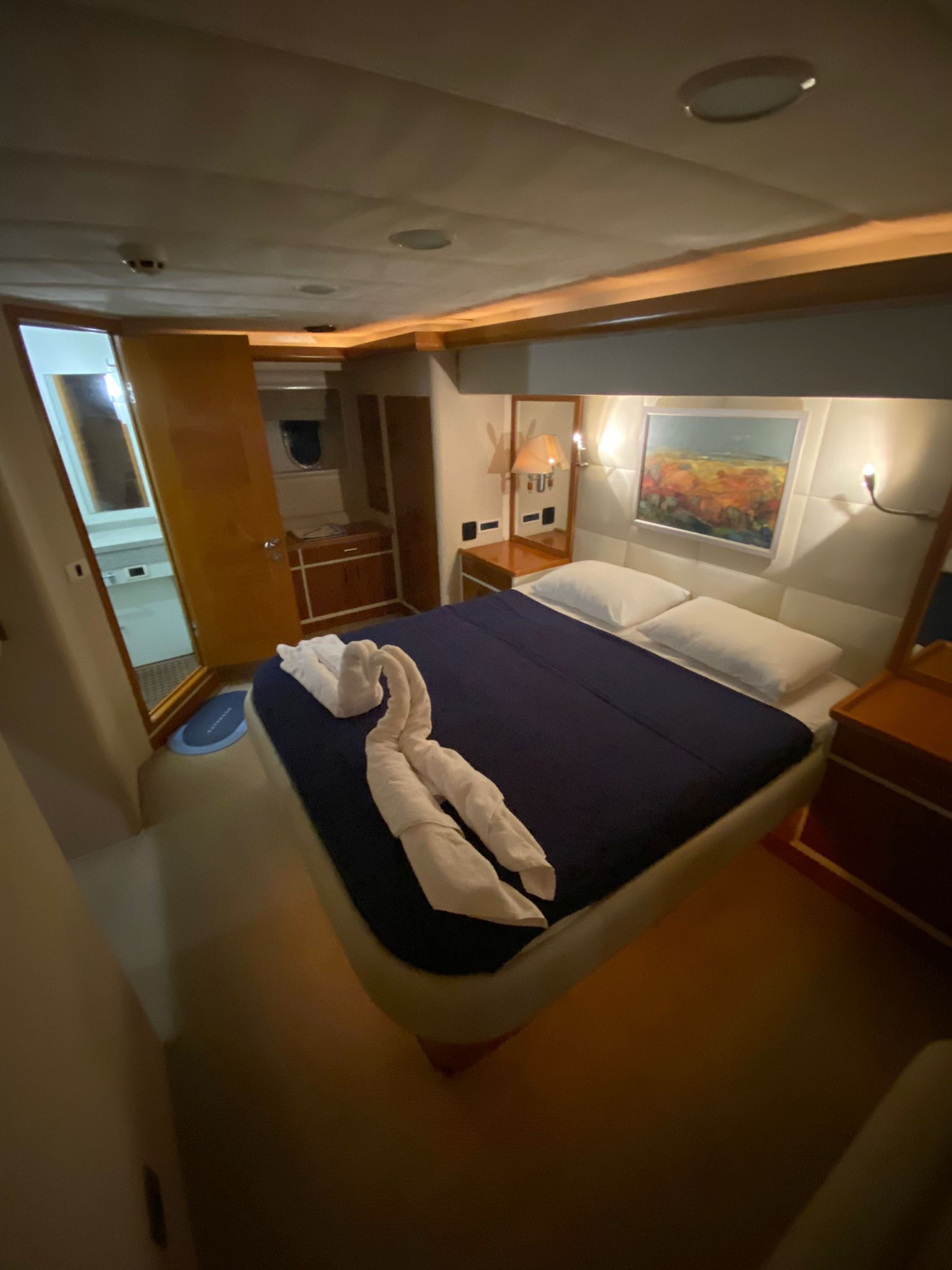 Double Cabin