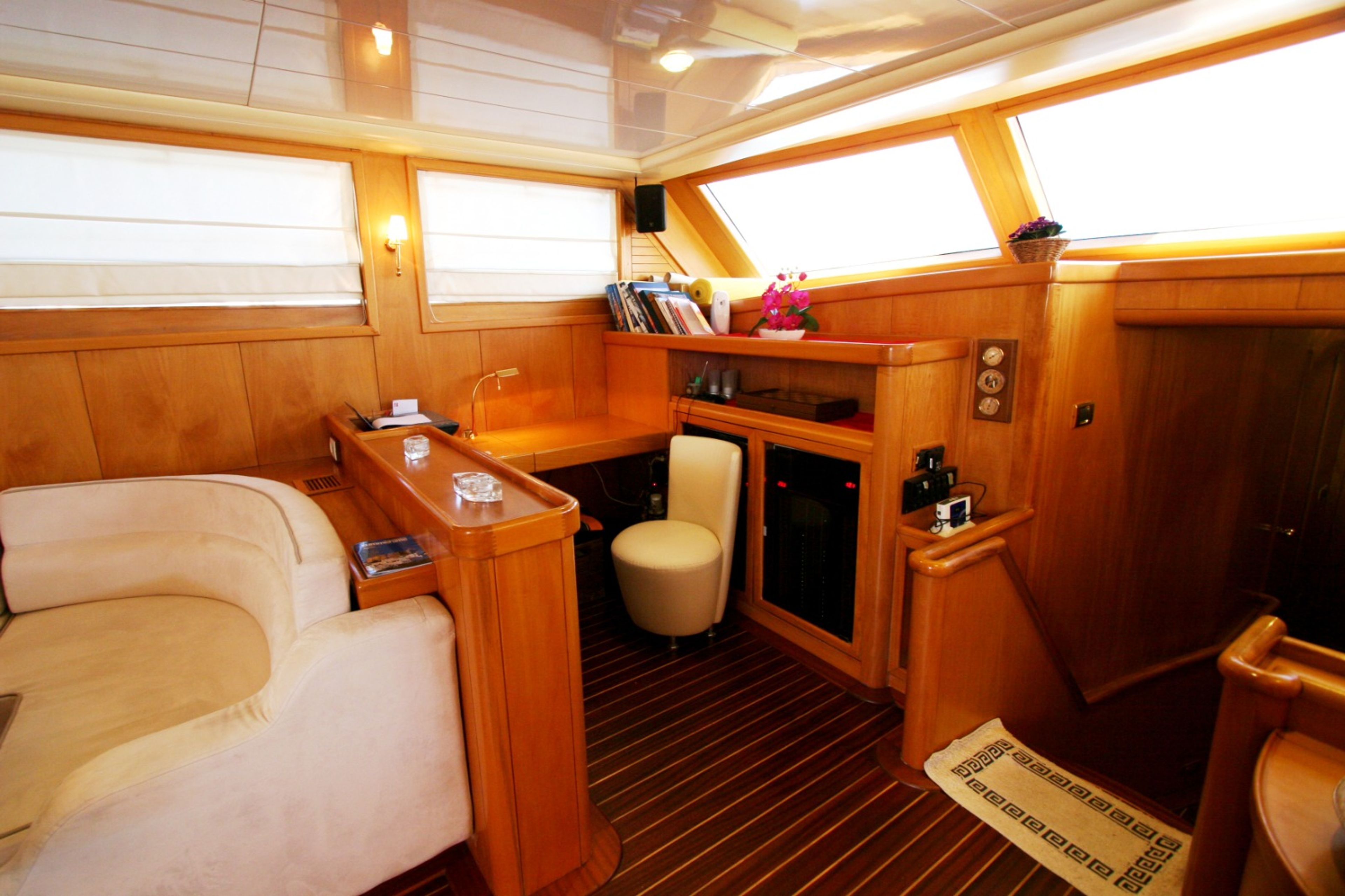 Saloon