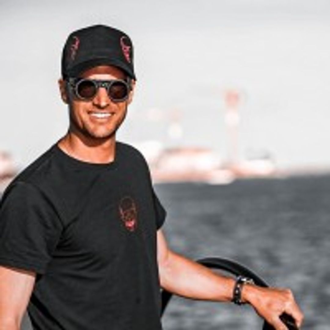 crewProfileMobileImage