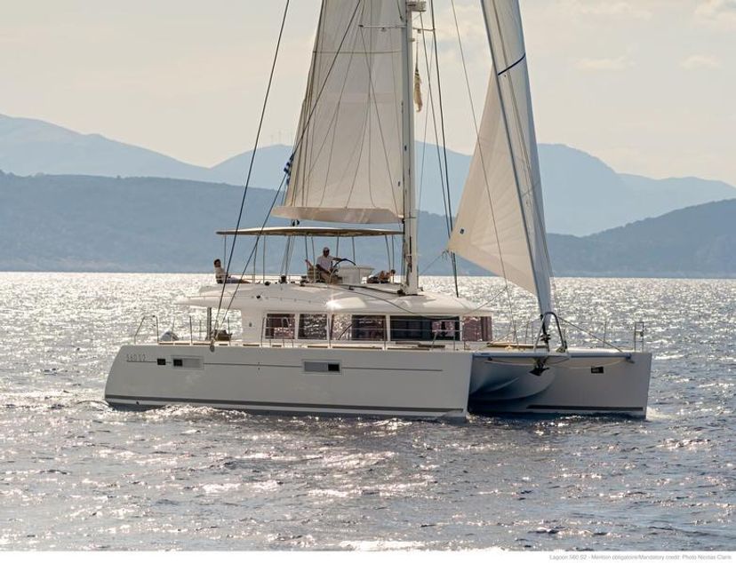 Lagoon 56 Moya