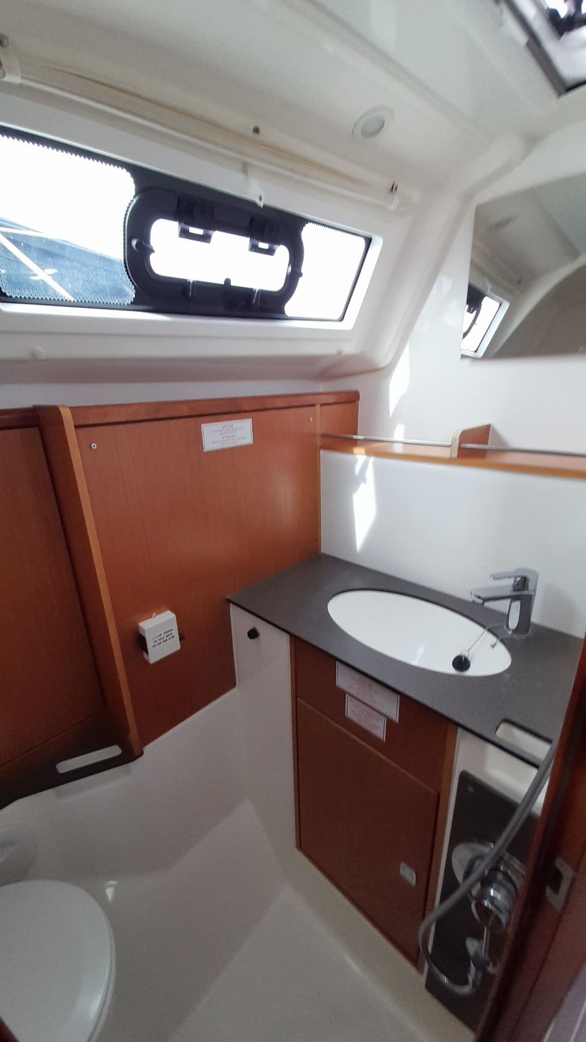 Bavaria Yachtbau 37 Nenemia