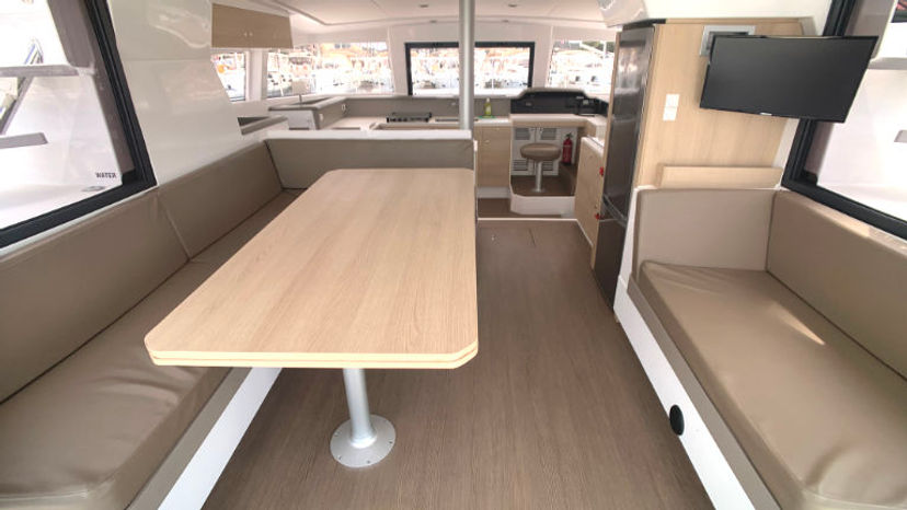 Catana 4.1 Jax