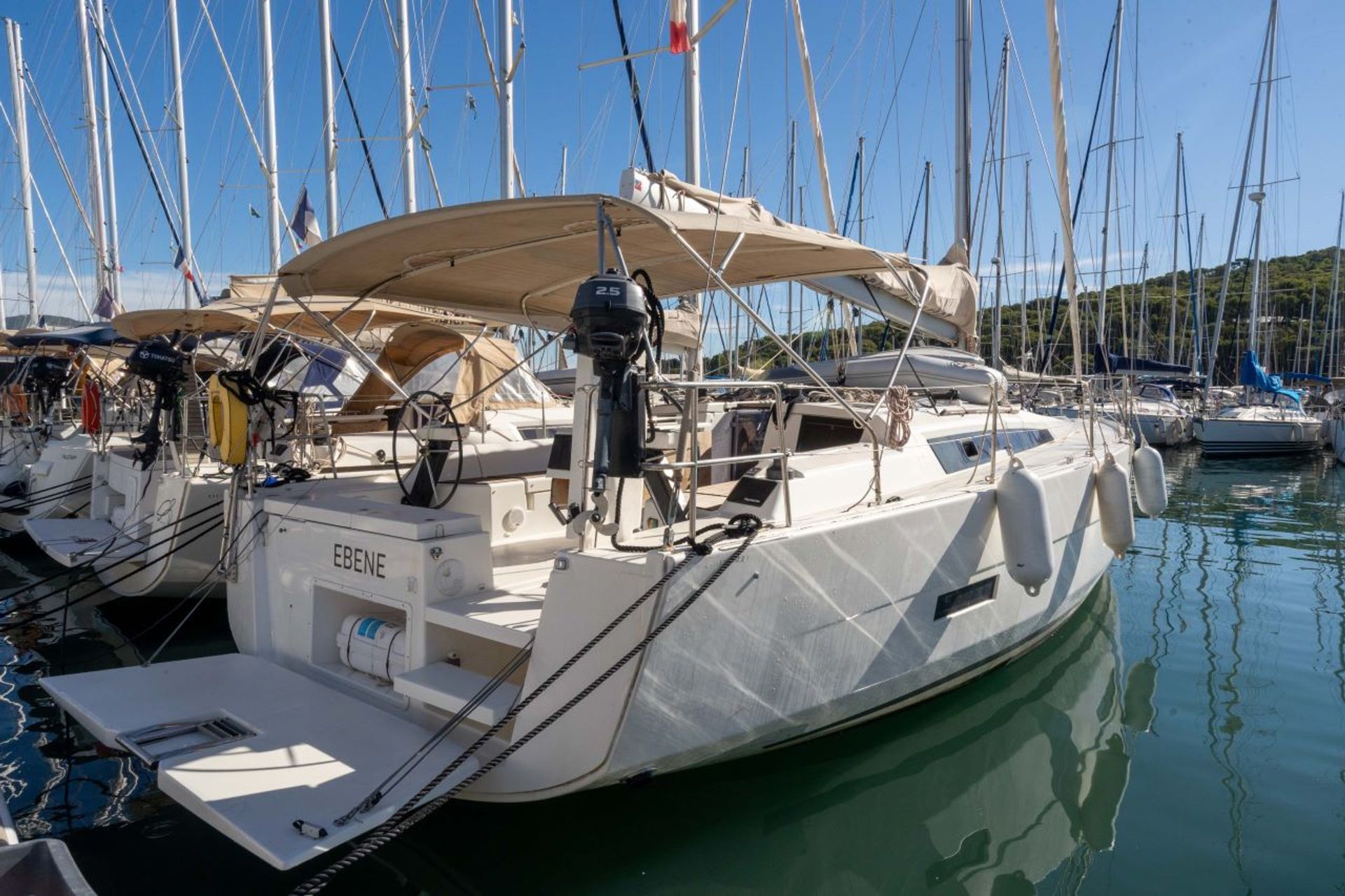 nausys-10110765-9870890-n.jpg