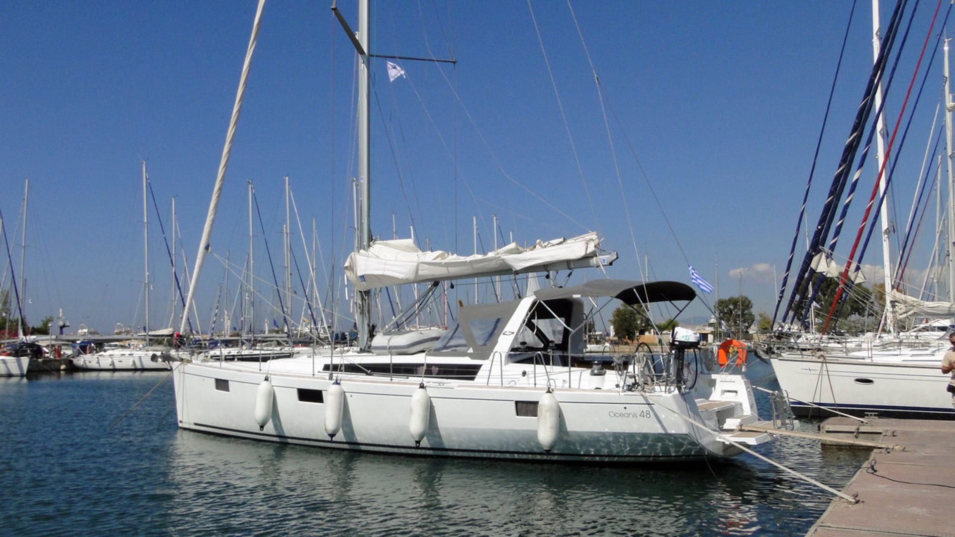 nausys-10111401-9870890-main.jpg