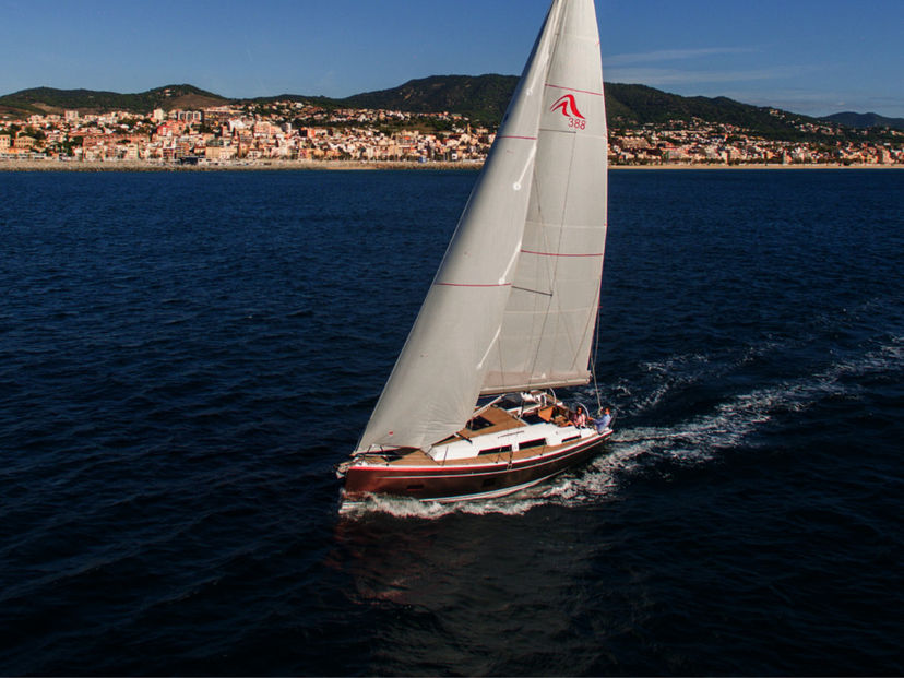 Hanse Yachts 38 Brukus