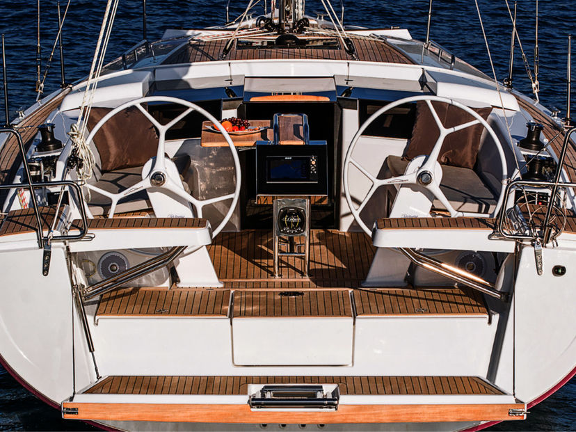 Hanse Yachts 38 Brukus