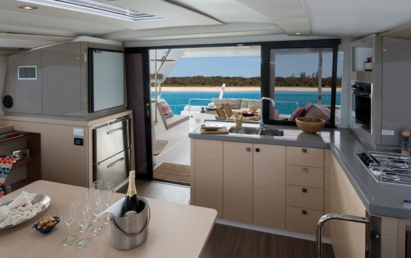 Fountaine Pajot 40 PROMUS 