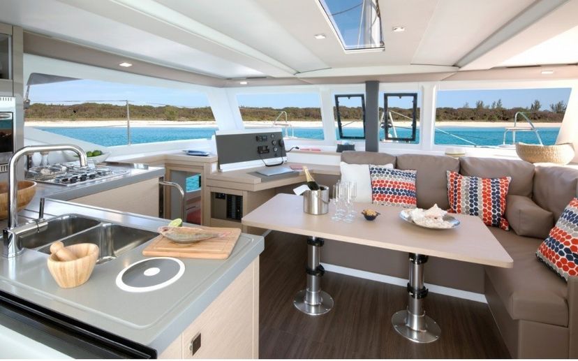 Fountaine Pajot 40 PROMUS 