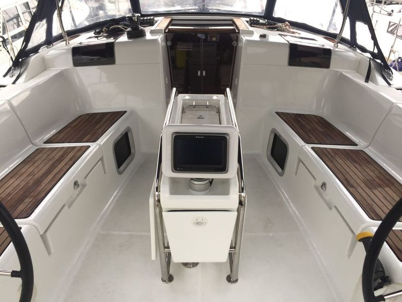 Jeanneau 49 SUCHON 