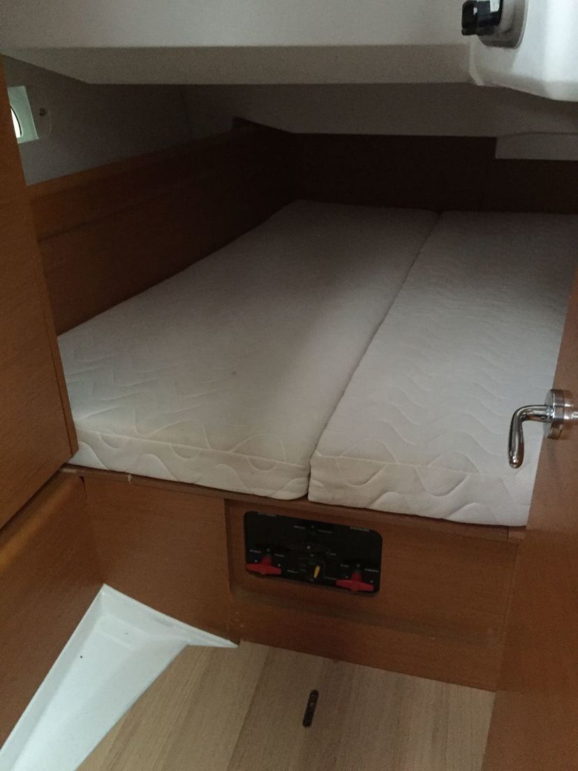Jeanneau 49 SUCHON 
