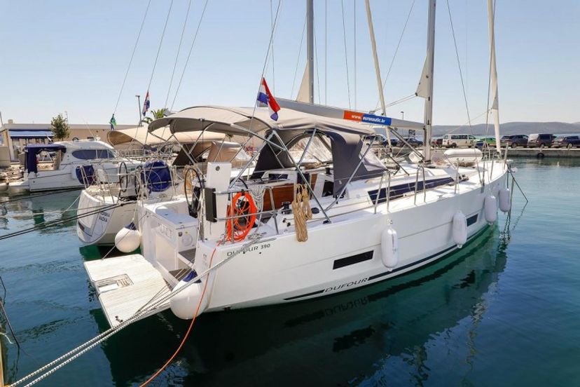 Dufour Yachts 39 Nunet