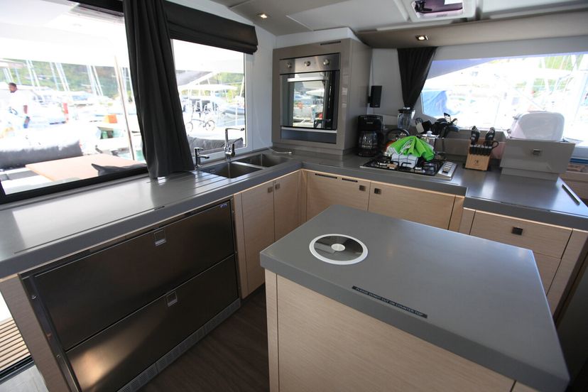 Fountaine Pajot 47 Three Sheets