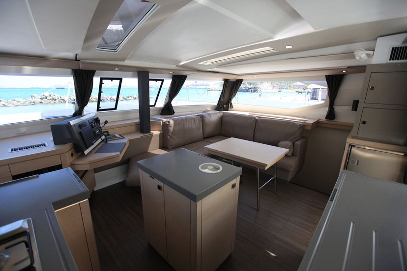 Fountaine Pajot 47 Three Sheets