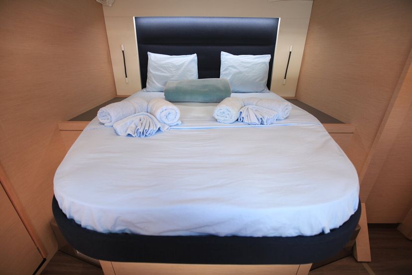 Fountaine Pajot 47 Three Sheets