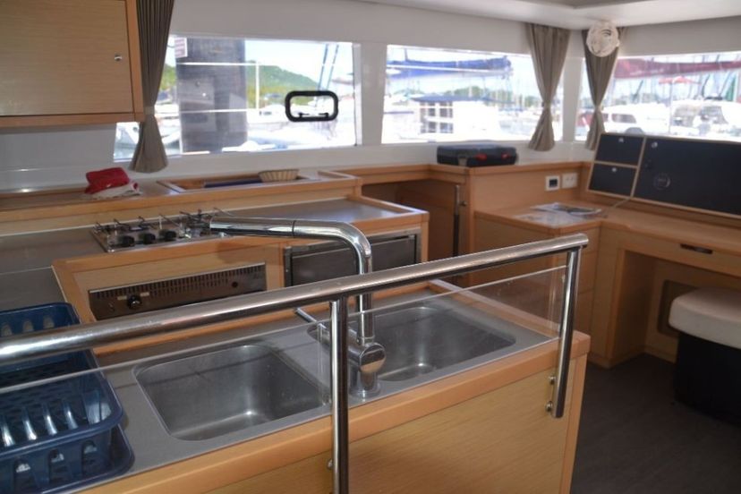 Lagoon 45 DIVALTO