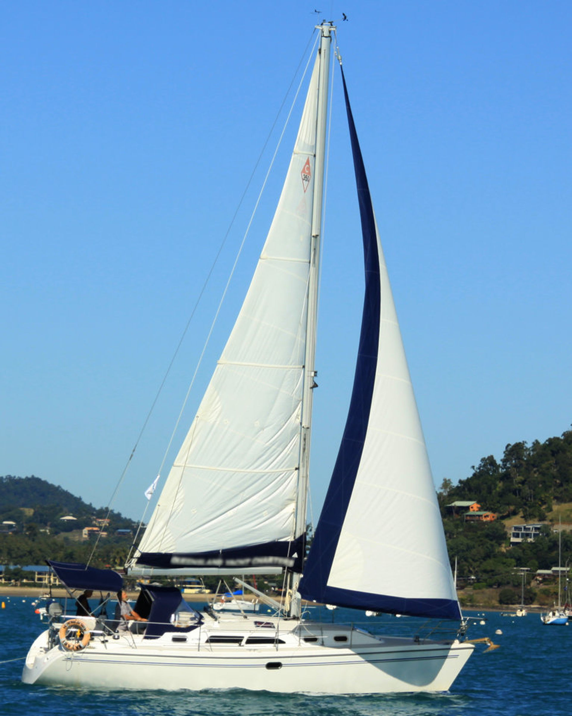 nausys-10218896-9870890-main.jpg