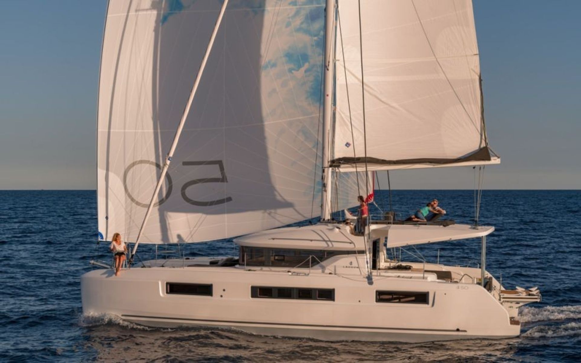 nausys-10228677-9870890-n.jpg