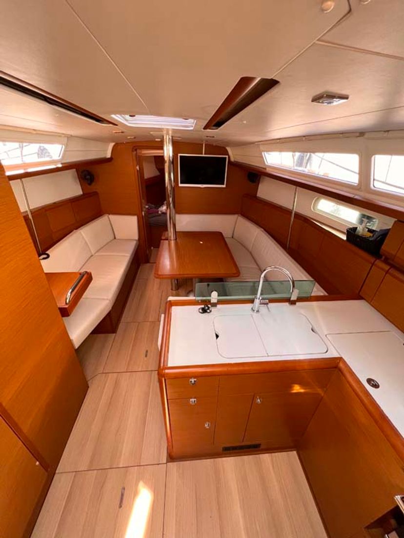 Jeanneau 38 MoElli