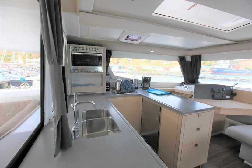 Fountaine Pajot 44 Island Odyssey