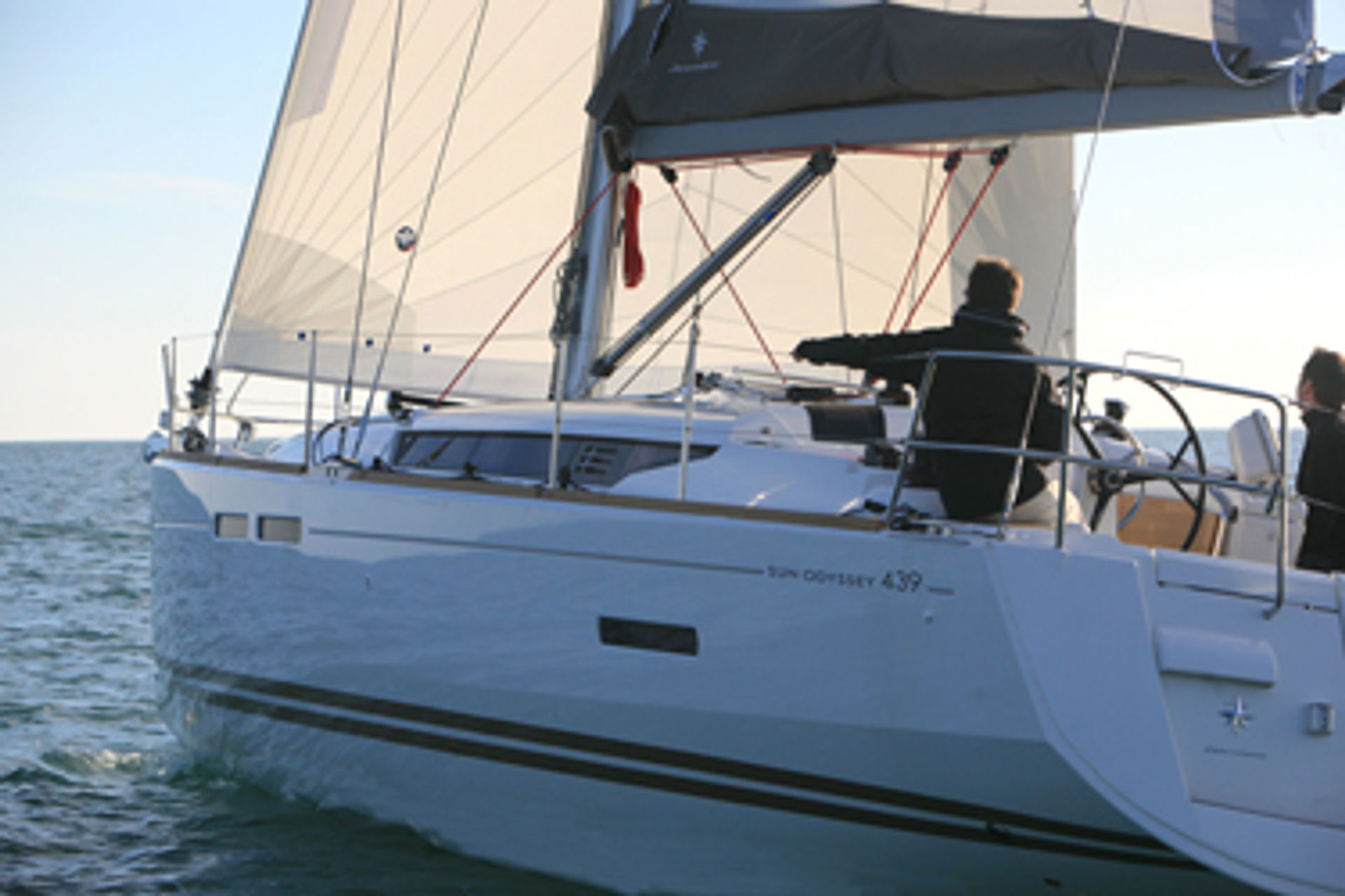 nausys-10236761-9870890-n.jpg