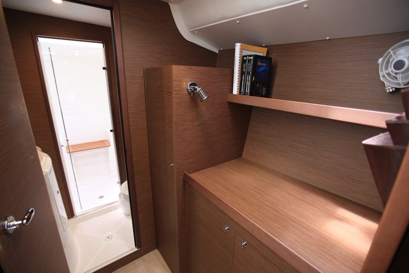 Lagoon 38 Saint Blue