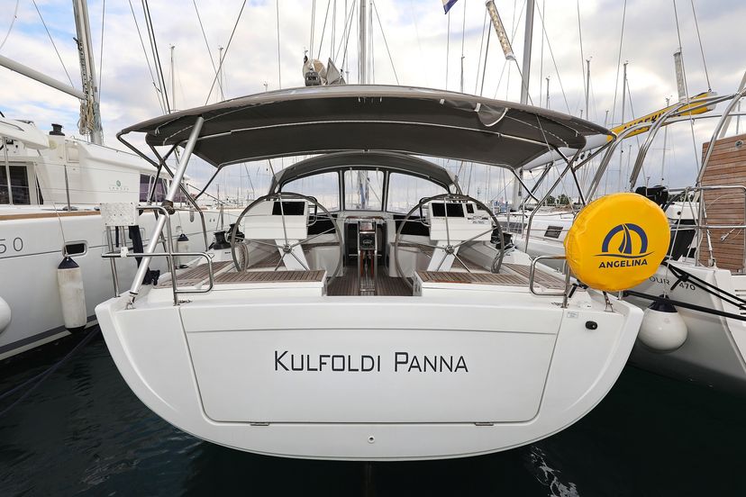 Hanse Yachts 45 Kulfoldi Panna