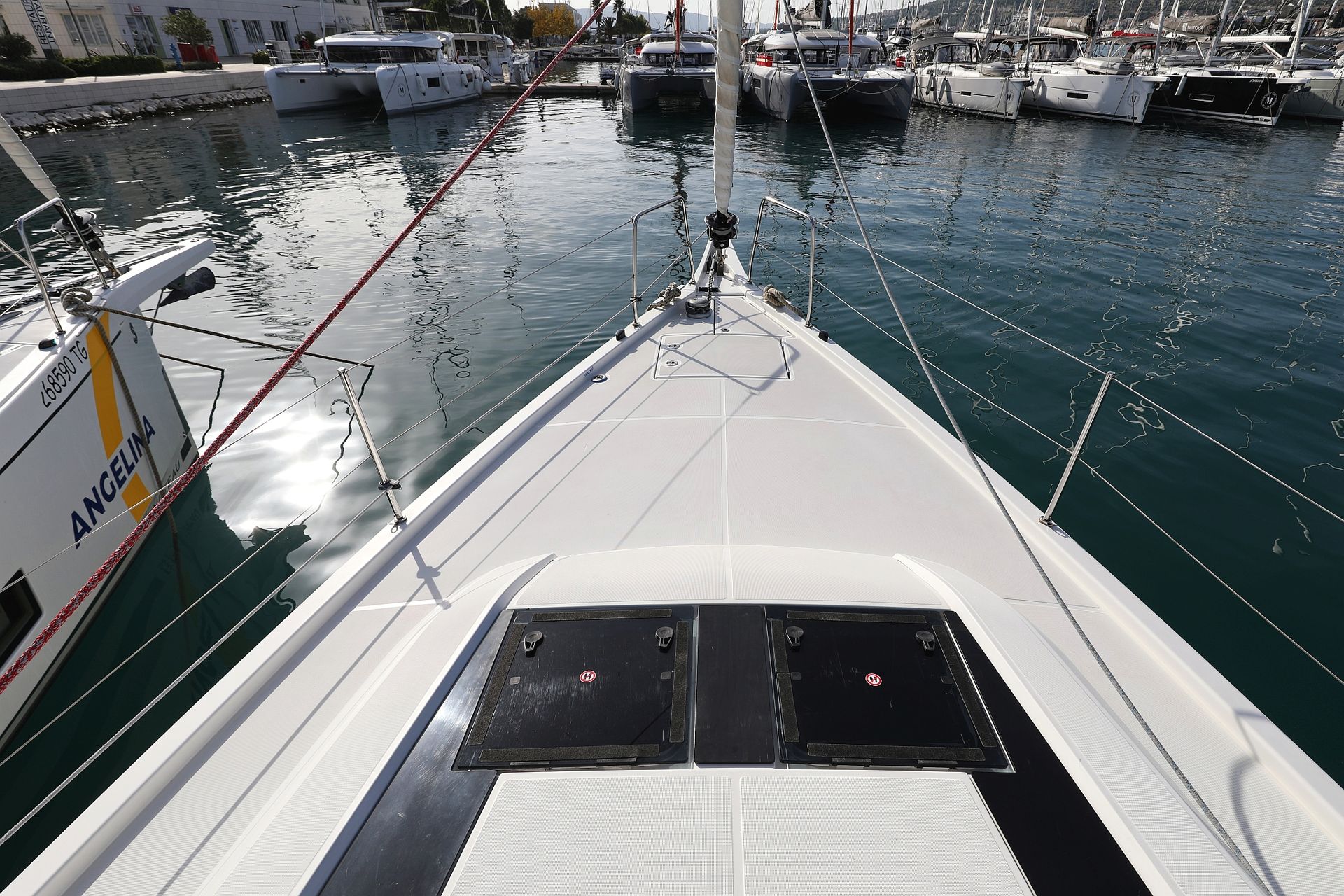 nausys-10247625-126227-n9.jpg