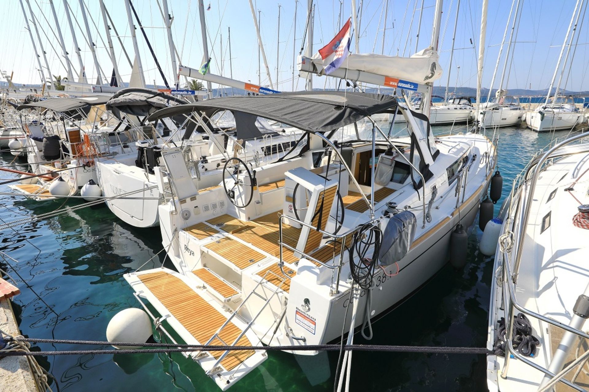 nausys-10274208-112021-n.jpg