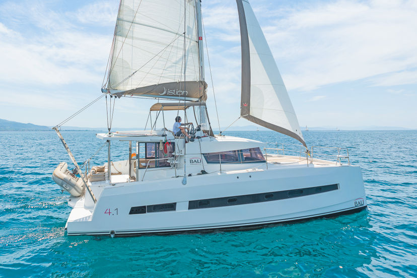Catana 4.1 Neusis