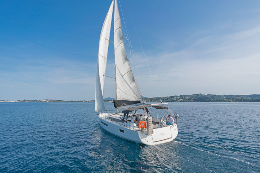 Jeanneau 49 Pileas