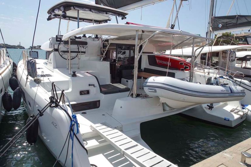 Lagoon 42 DayElli