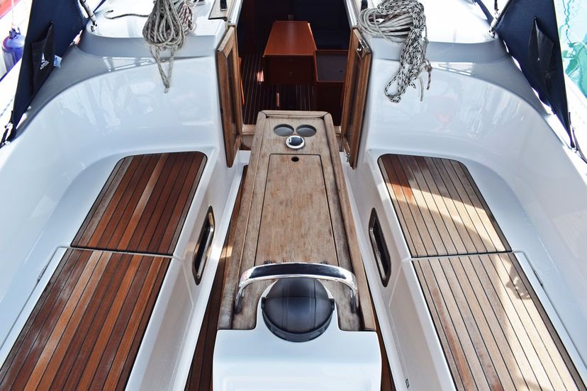 Bavaria Yachtbau 37 Šešula