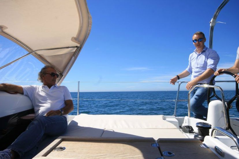 Jeanneau 40 Ondeck