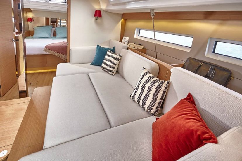 Jeanneau 40 Ondeck