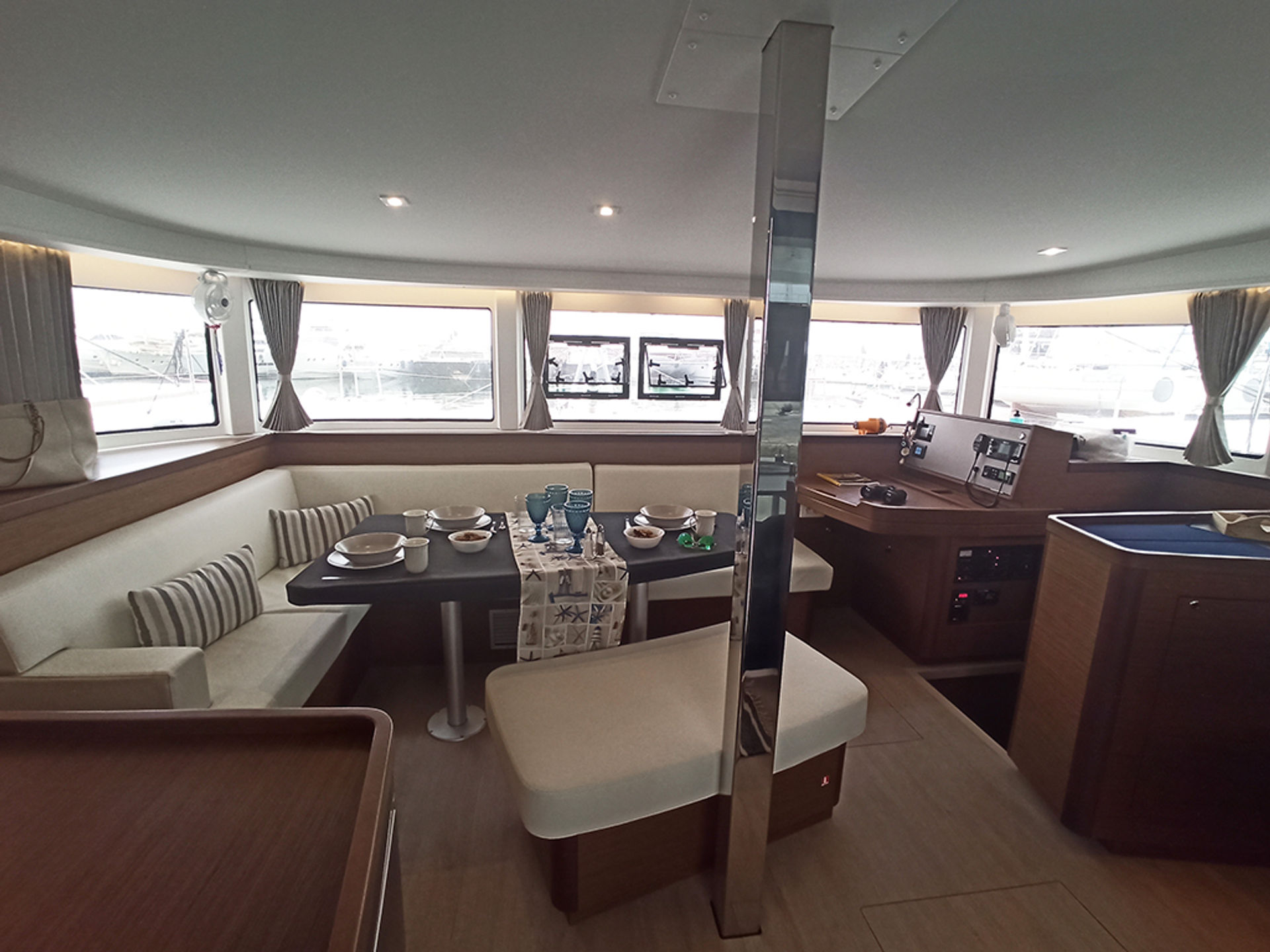 nausys-10303551-844332-12.jpg