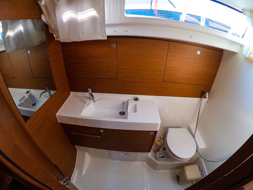 Jeanneau 51 Mayflower