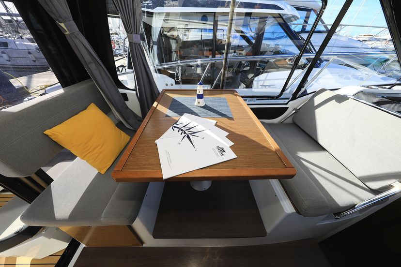 Jeanneau MERRY FISHER 895 Aquila