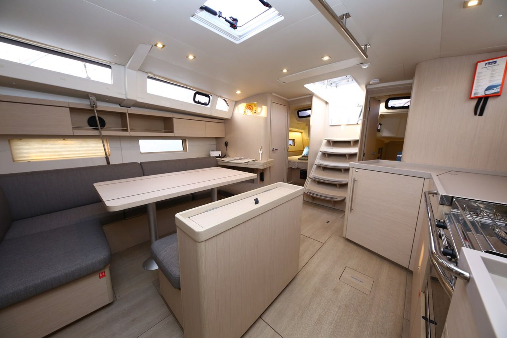 nausys-10336169-482225-p2.jpg