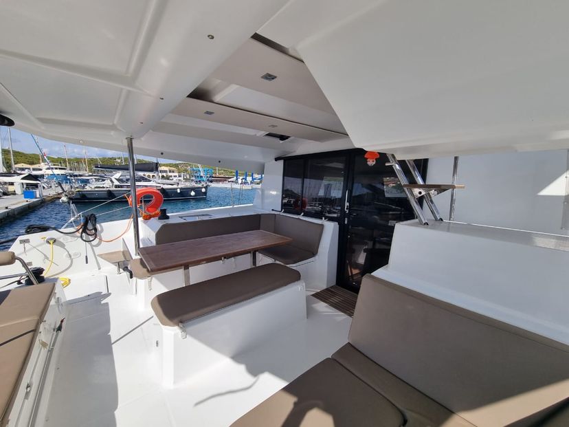 Fountaine Pajot 42 Princess Kiara