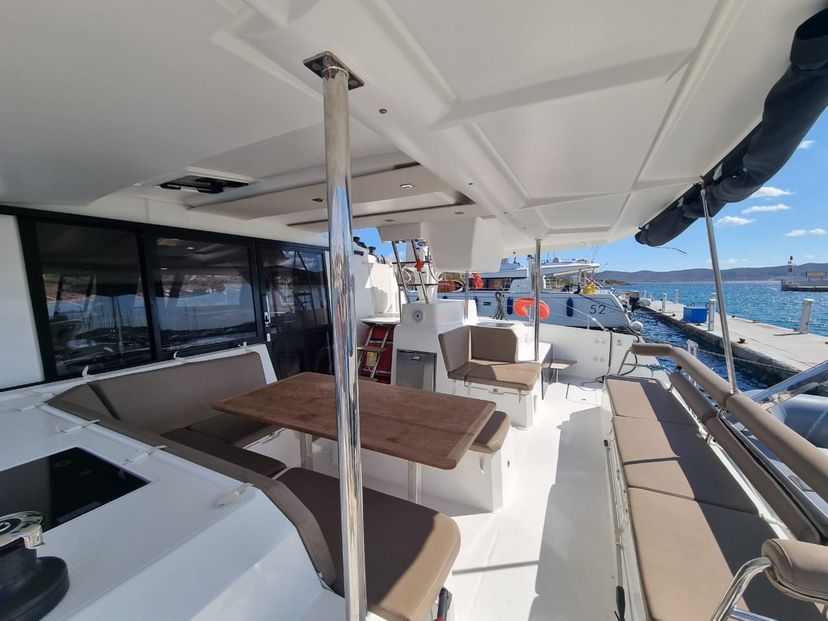 Fountaine Pajot 42 Princess Kiara