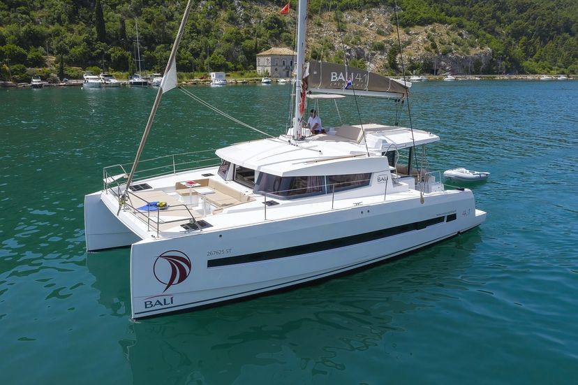 Catana 4.1 Avaler